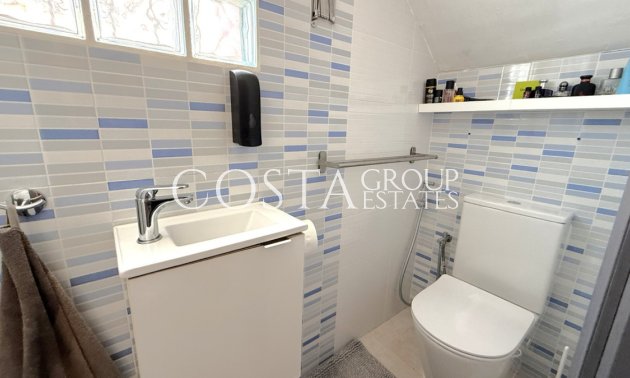 Resale - Villa -
Torrevieja