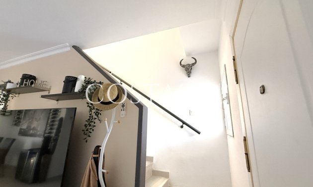 Resale - Villa -
Torrevieja