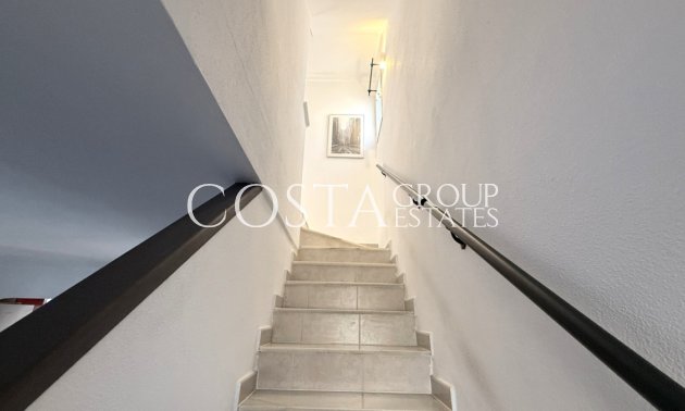 Resale - Villa -
Torrevieja