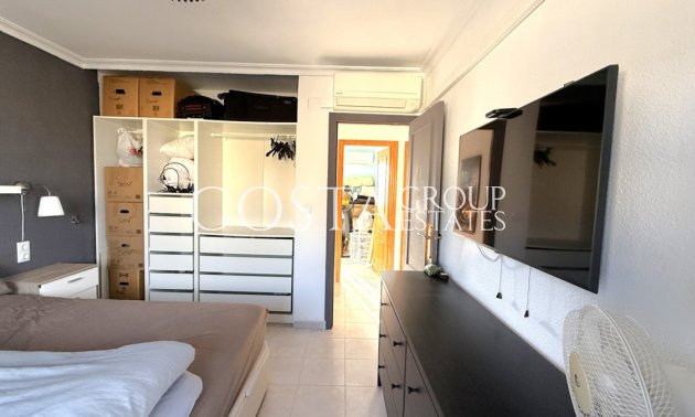 Resale - Villa -
Torrevieja