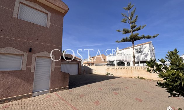 Wiederverkauf - Villa -
Benijofar