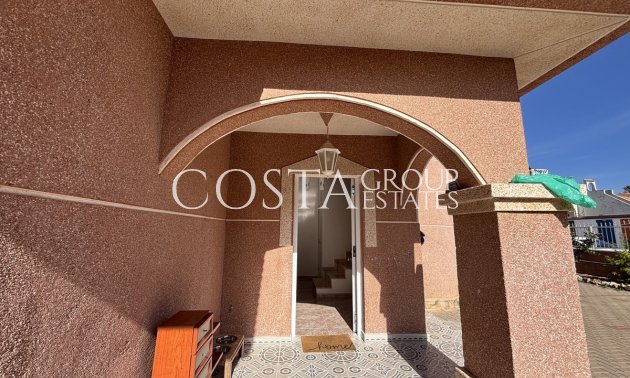 Wiederverkauf - Villa -
Benijofar