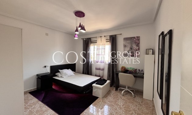 Wiederverkauf - Villa -
Benijofar