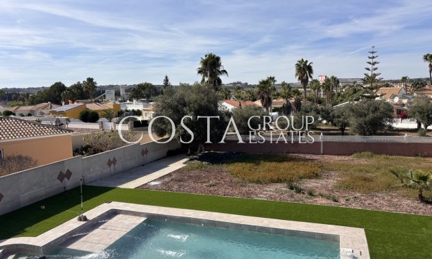 Wiederverkauf - Villa -
Benijofar