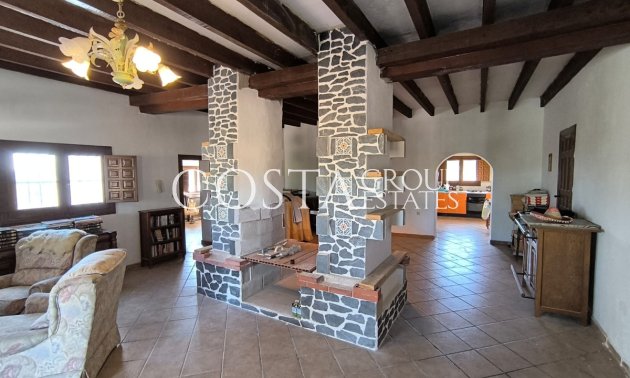 Herverkoop - Villa -
Novelda - Novelda Centro