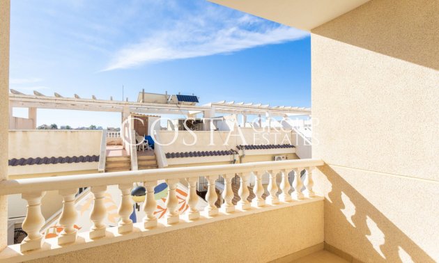 Resale - House -
Orihuela Costa - Villamartin