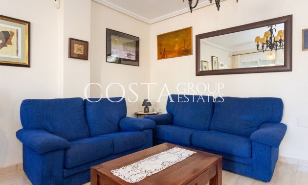 Resale - House -
Orihuela Costa - Villamartin