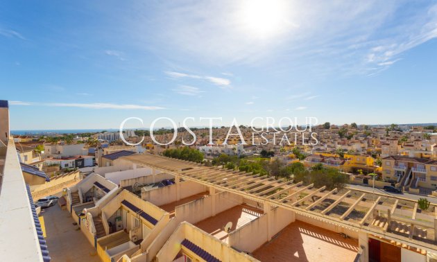 Resale - House -
Orihuela Costa - Villamartin