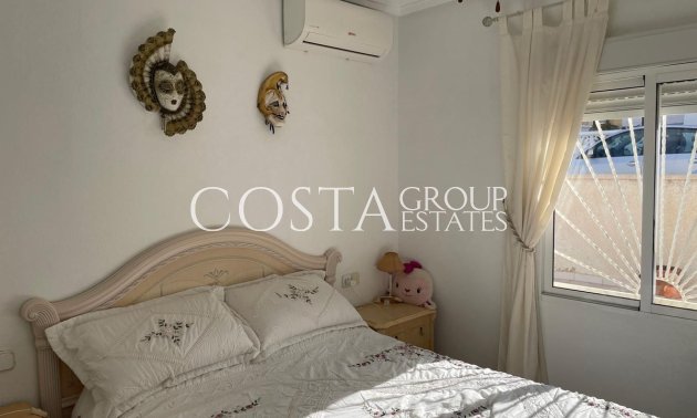 Herverkoop - Huis -
Rojales - Quesada