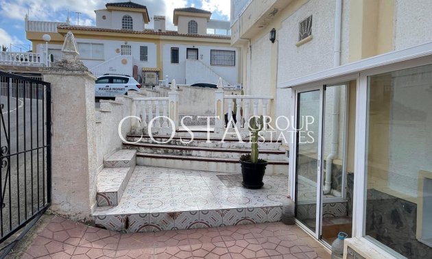 Herverkoop - Huis -
Rojales - Quesada