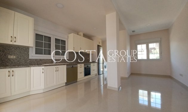 Herverkoop - Villa -
Orihuela Costa - Cabo Roig