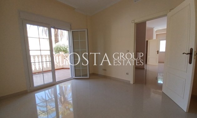 Herverkoop - Villa -
Orihuela Costa - Cabo Roig