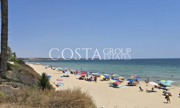 Herverkoop - Huis -
Orihuela Costa - Mil Palmeras