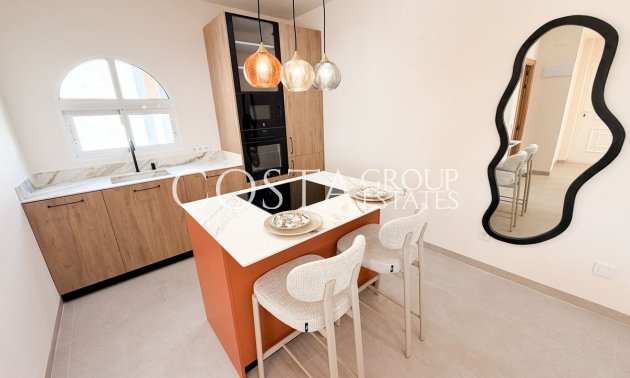 Herverkoop - Villa -
Orihuela Costa - Playa Flamenca