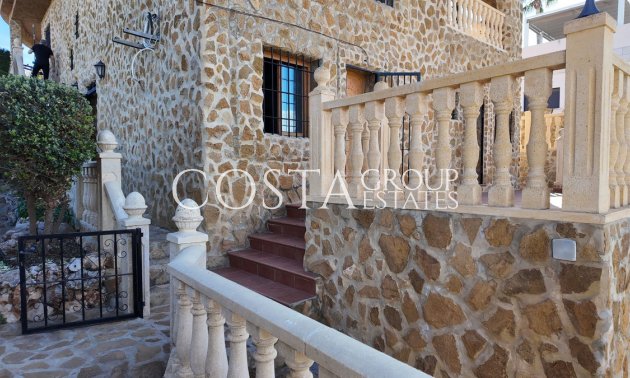 Resale - Villa -
Orihuela Costa - Los Balcones