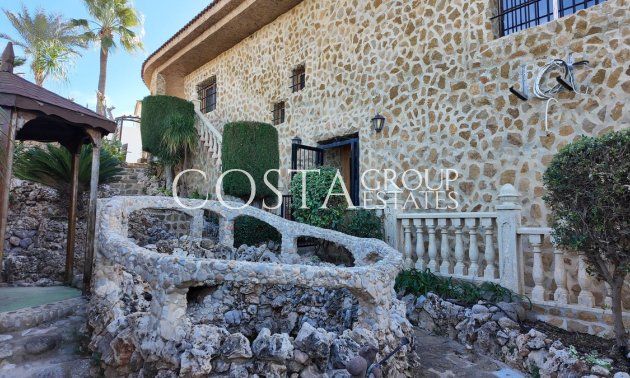 Resale - Villa -
Orihuela Costa - Los Balcones