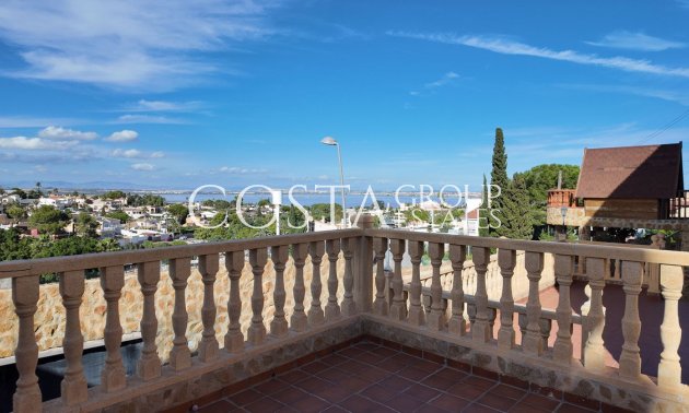 Resale - Villa -
Orihuela Costa - Los Balcones