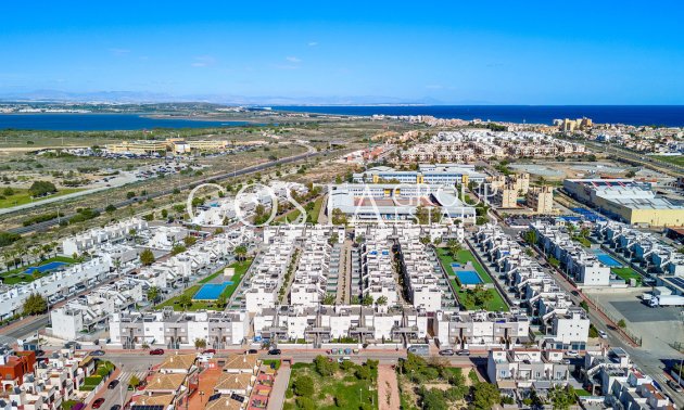 Odsprzedaż - Dom -
Torrevieja