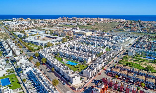 Odsprzedaż - Dom -
Torrevieja