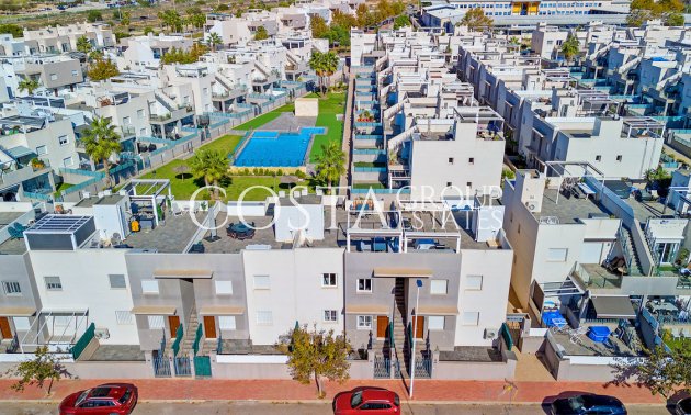 Odsprzedaż - Dom -
Torrevieja