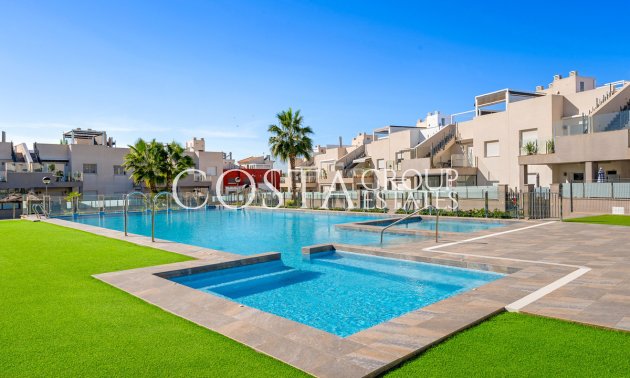 Odsprzedaż - Dom -
Torrevieja