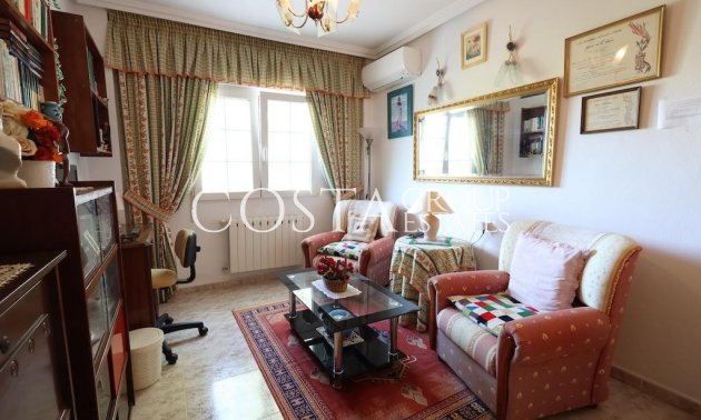 Revente - Villa -
Orihuela Costa