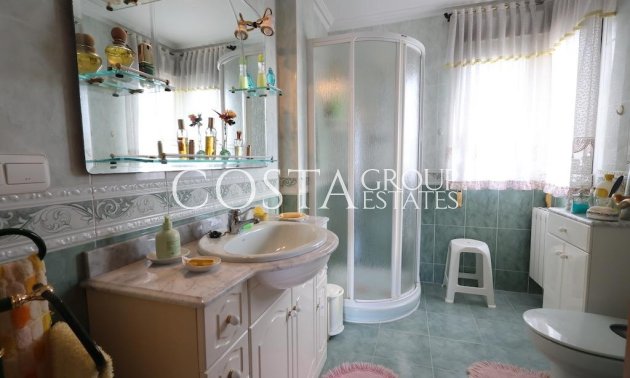 Revente - Villa -
Orihuela Costa