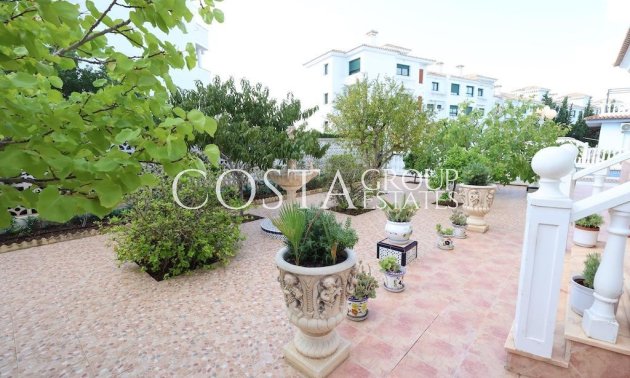 Revente - Villa -
Orihuela Costa