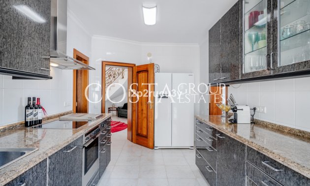 Herverkoop - Villa -
Teulada - Moraira