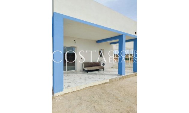 Herverkoop - Villa -
Pinoso - Pinoso Centro