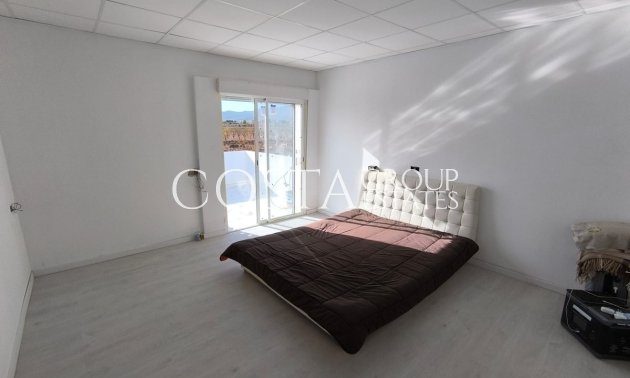 Herverkoop - Villa -
Pinoso - Pinoso Centro