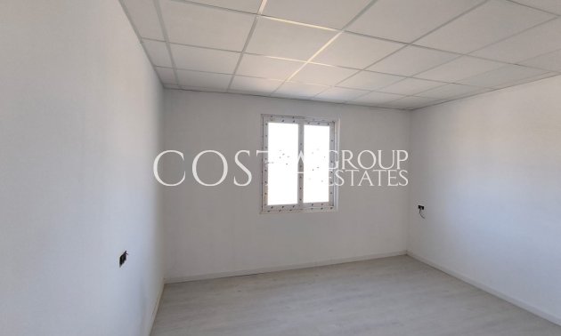 Herverkoop - Villa -
Pinoso - Pinoso Centro