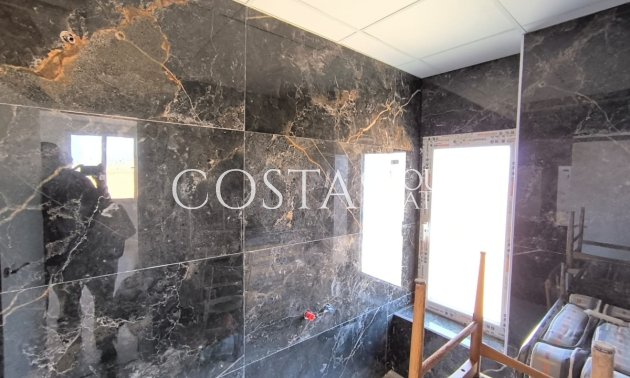 Herverkoop - Villa -
Pinoso - Pinoso Centro