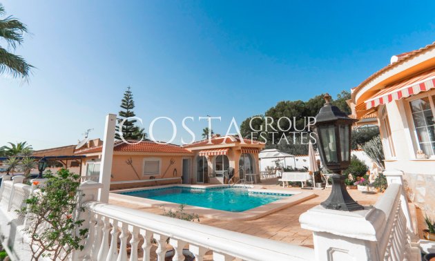 Herverkoop - Villa -
Rojales - Rojales Centro