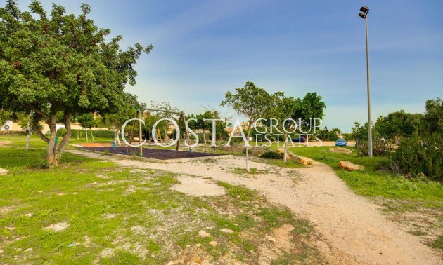 Odsprzedaż - Willa -
Orihuela Costa - La Florida