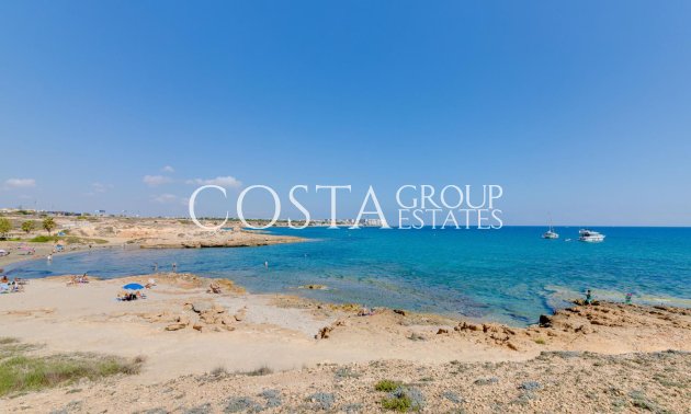 Odsprzedaż - Willa -
Orihuela Costa - La Florida