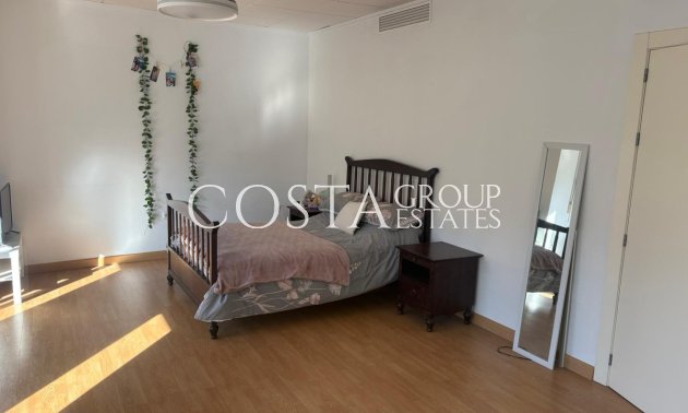 Herverkoop - Huis -
Algorfa