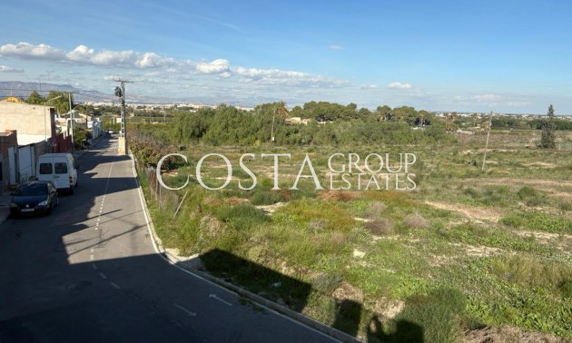 Herverkoop - Huis -
Algorfa