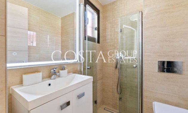 Wiederverkauf - House -
Torrevieja - Aguas Nuevas