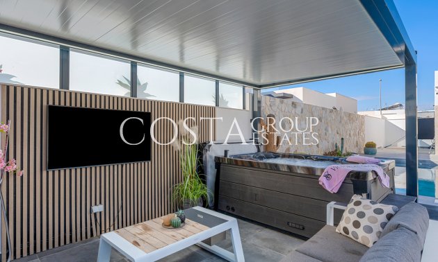 Herverkoop - Villa -
Daya Nueva - Daya Nueva Centro