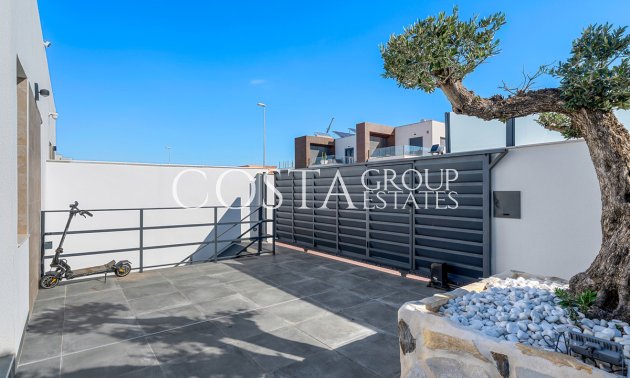 Herverkoop - Villa -
Daya Nueva - Daya Nueva Centro