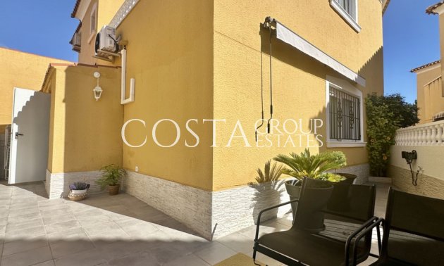 Herverkoop - Huis -
Orihuela Costa - La Florida