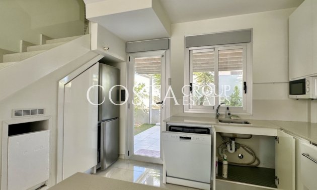 Odsprzedaż - Willa -
Orihuela Costa