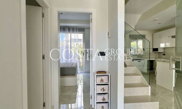 Odsprzedaż - Willa -
Orihuela Costa