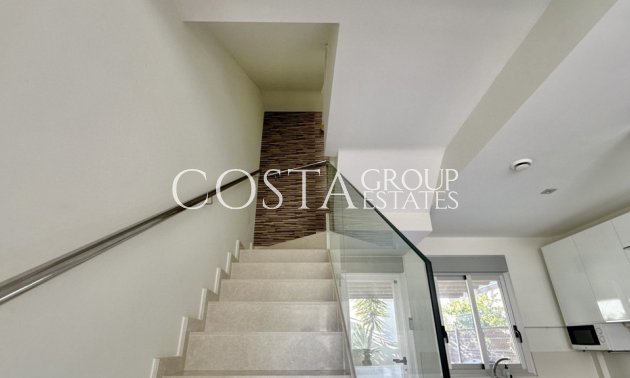 Odsprzedaż - Willa -
Orihuela Costa