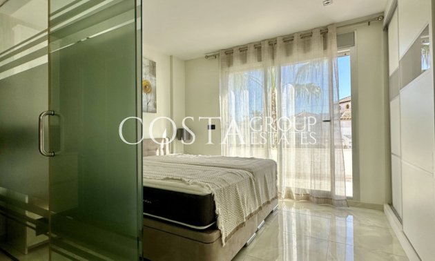 Odsprzedaż - Willa -
Orihuela Costa