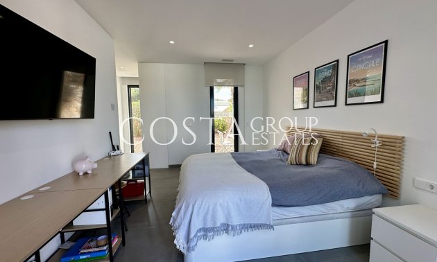 Resale - Villa -
Orihuela Costa - Las Colinas Golf