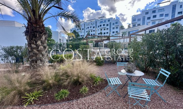 Resale - Villa -
Orihuela Costa - Las Colinas Golf