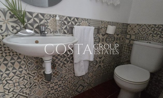 Herverkoop - Villa -
Cartagena - El Algar