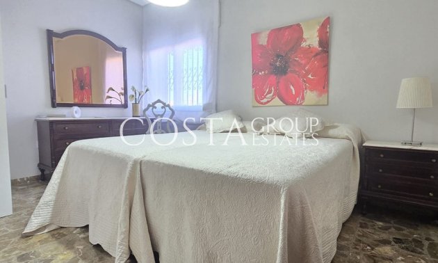 Herverkoop - Villa -
Cartagena - El Algar